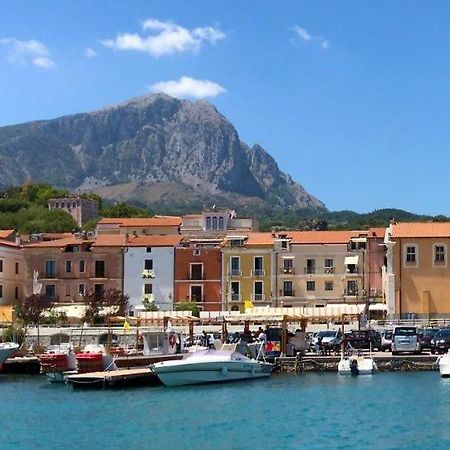 By The Sea In Scario Apartment Exterior photo
